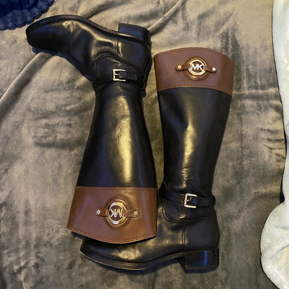 Michael Kors Zip Up Riding boots